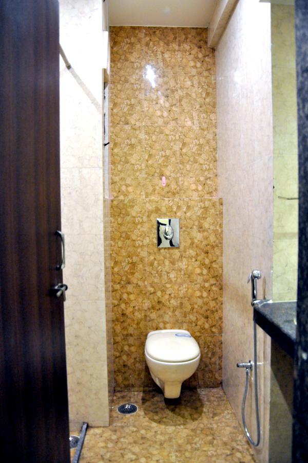 Hotel Gulmohar Pride Ahmednagar Kültér fotó