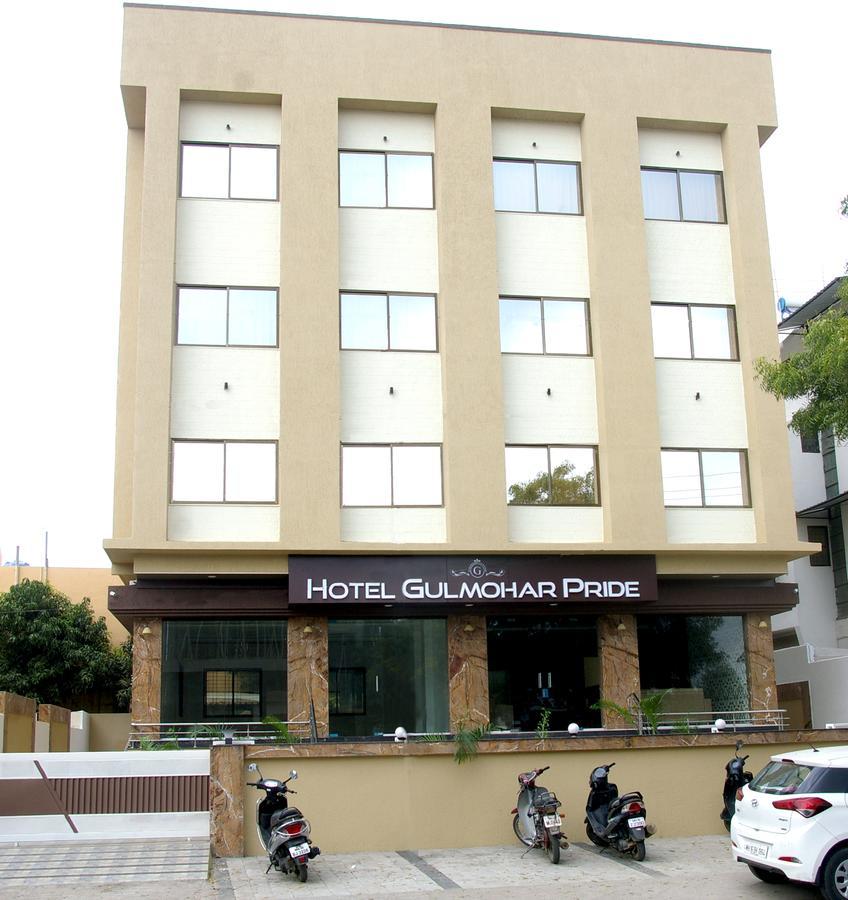 Hotel Gulmohar Pride Ahmednagar Kültér fotó