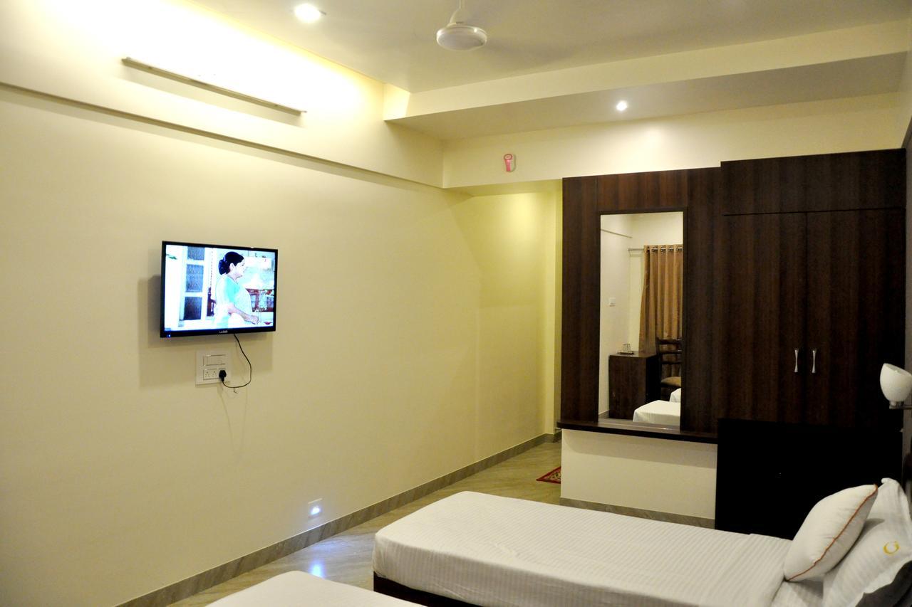 Hotel Gulmohar Pride Ahmednagar Kültér fotó